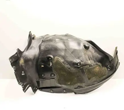 Front wheel arch liner splash guards