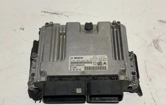 Citroen C5 Aircross Engine control unit/module 9832694480