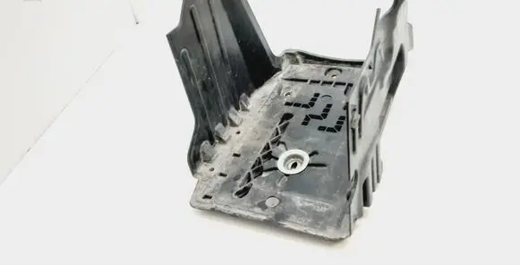 Volvo V70 Battery tray 31299569