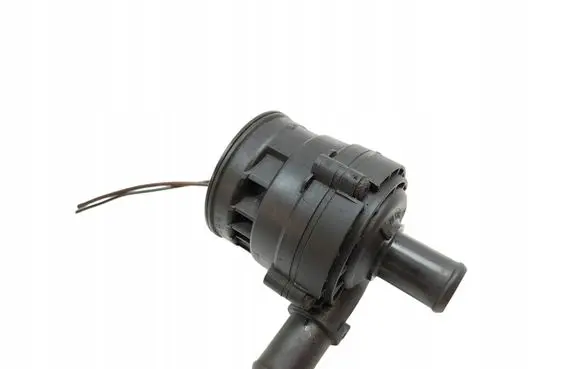 Mercedes-Benz E W211 Water pump 