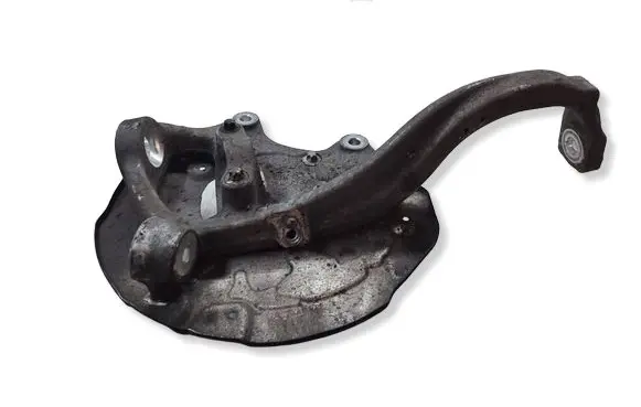 Mercedes-Benz C W205 Front wheel hub 