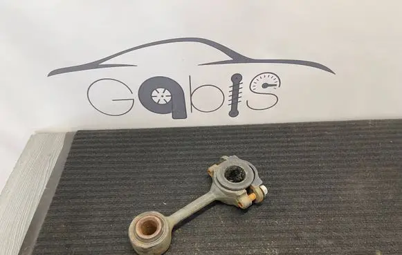Toyota Land Cruiser (J150) Sway bar bush bracket, front 