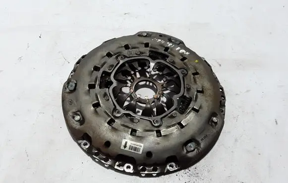 Renault Megane III Pressure plate 302101178R