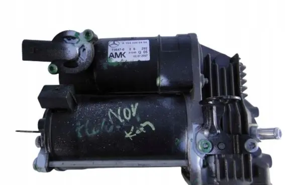 Mercedes-Benz GL X164 Air suspension compressor/pump A1643200404