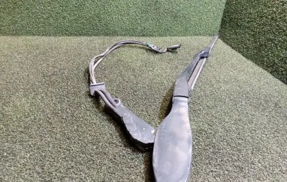 Mercedes-Benz S W222 Front wiper blade arm W000052849 W31271 194113
