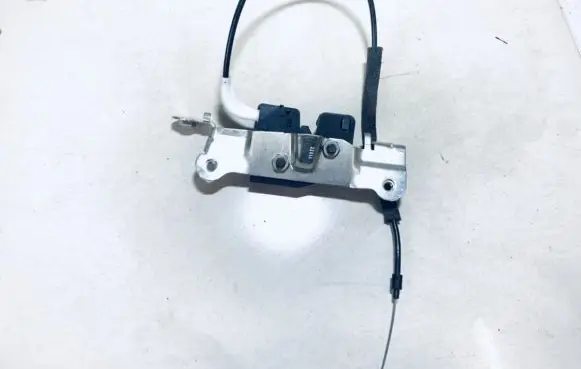 Volvo S60 Seat back rest lock catch 