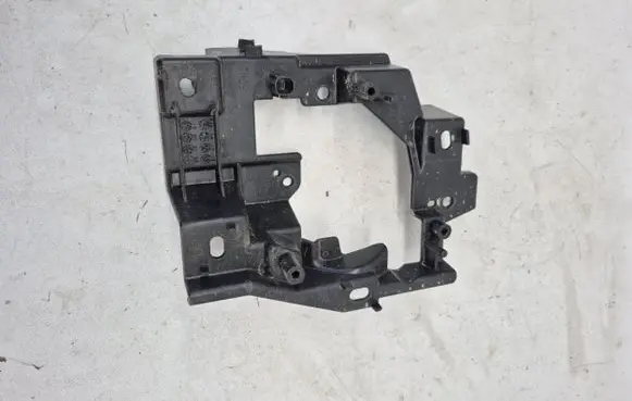 Mazda CX-9 Fog light bracket TN3951684