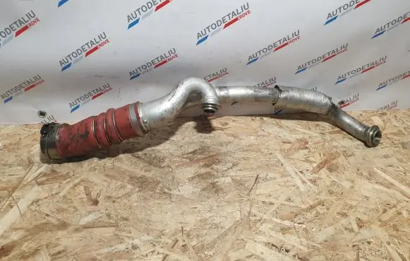 BMW 7 F01 F02 F03 F04 Intercooler hose/pipe 7582313 13717582313