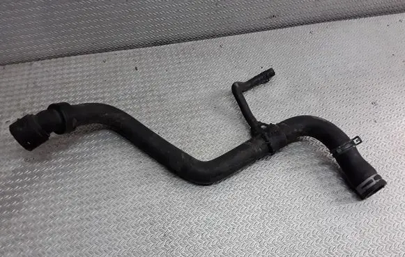 Volkswagen PASSAT B5 Engine coolant pipe/hose 4B0121101E