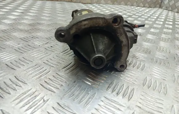 Renault Scenic I Starter motor D7R25 865213 309NC