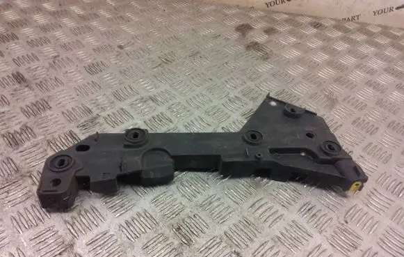 Smart Roadster Front bumper mounting bracket 0008240V007