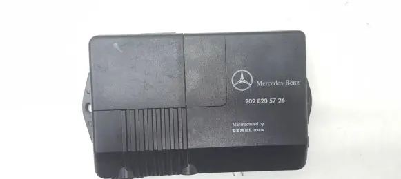 Mercedes-Benz E W210 Central body control module 2028205726