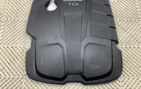 Audi A5 Engine cover (trim) 04L103925P