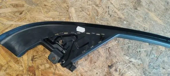 Audi A6 S6 C7 4G Front door glass trim molding 4G0867609