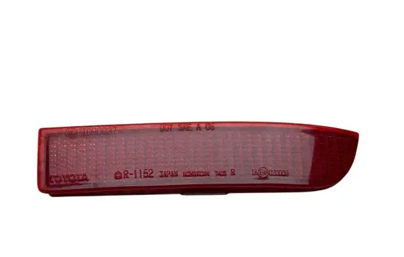 Toyota Avensis T270 Rear tail light reflector 8191013022 8191013021 8191013020