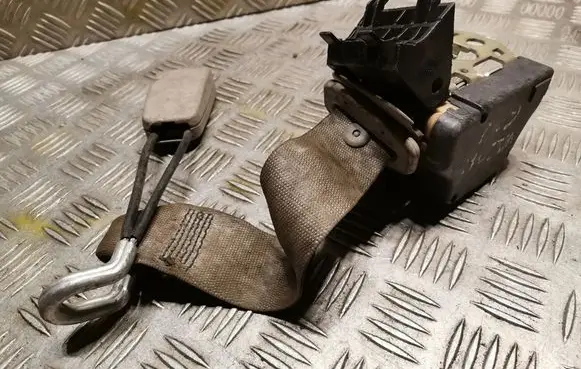 Mercedes-Benz S W220 Middle seatbelt (rear) 2208606785