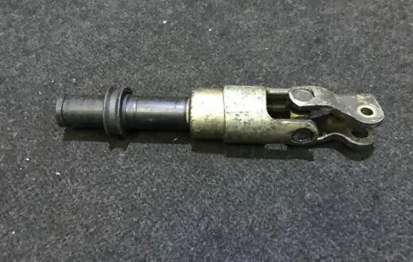 Chrysler Voyager Steering column universal joint