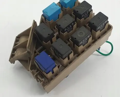 Mazda RX8 Relay mounting block RB101300N