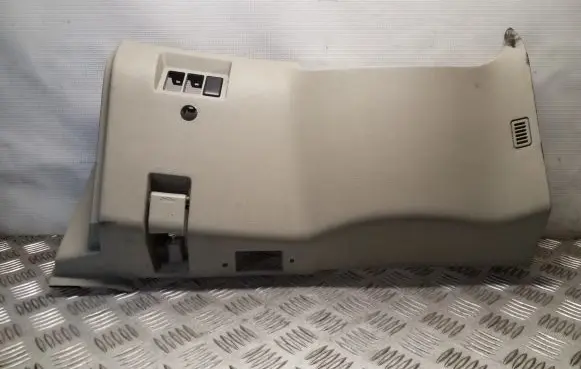 Infiniti FX Dashboard lower bottom trim panel 68106CG002