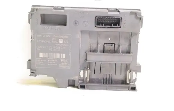Renault Trafic III (X82) Ignition key card reader 285906872R 93461365