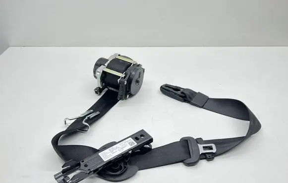 Audi A5 Front seatbelt 642557700A 230819 010L0000