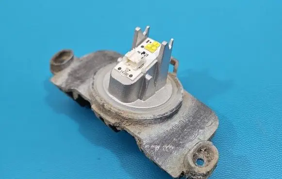 BMW 3 F30 F35 F31 LED ballast control module MDE415473 IMPRK1548330