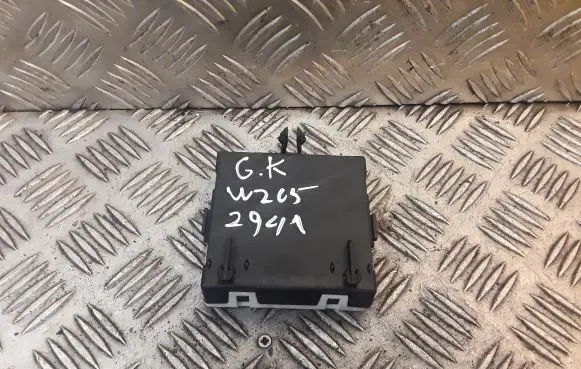 Mercedes-Benz C W205 Door control unit/module 2059001311 A2059001311