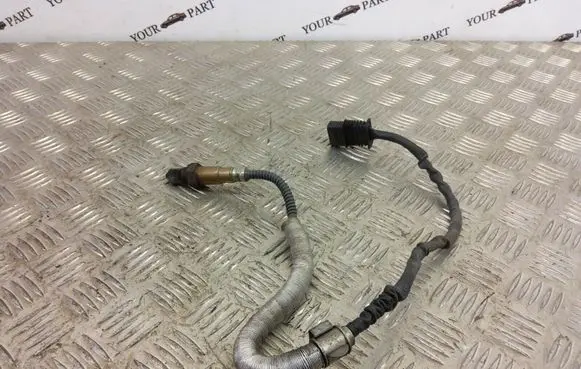 BMW X3 F25 Lambda probe sensor 7589476