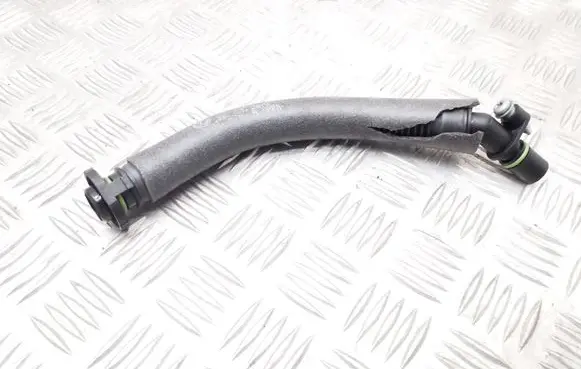 Volkswagen Golf VII Breather hose/pipe 