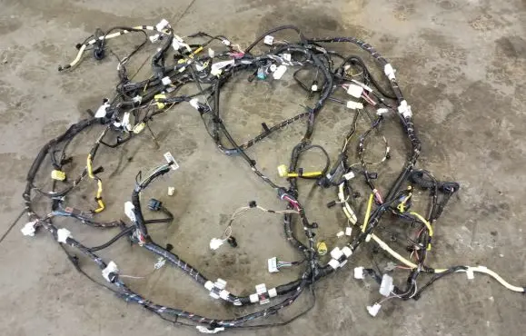 Mitsubishi Outlander Engine installation wiring loom 8510C733