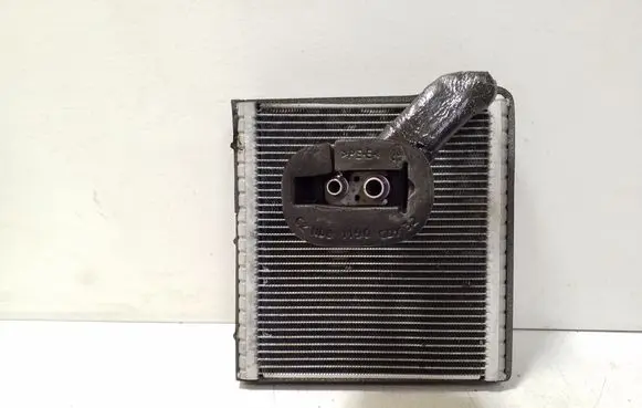 Air conditioning (A/C) radiator (interior)