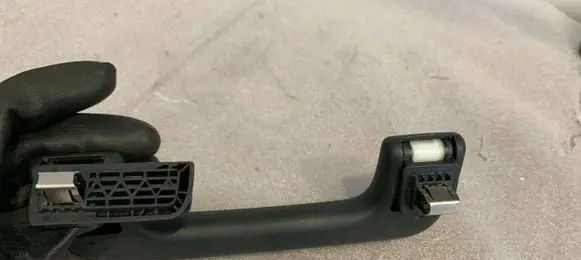 Audi A6 S6 C7 4G Front interior roof grab handle 8K0857607B