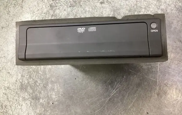 CD/DVD changer