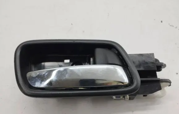 Rear door interior handle