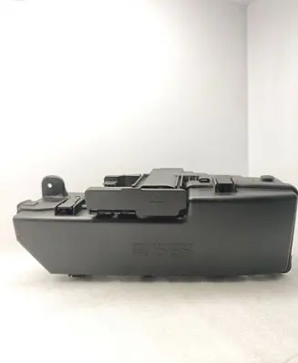Volvo V70 Fuse box set 8637841 518717004 020320233541