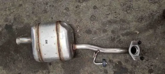 Toyota Yaris XP210 Muffler/silencer 