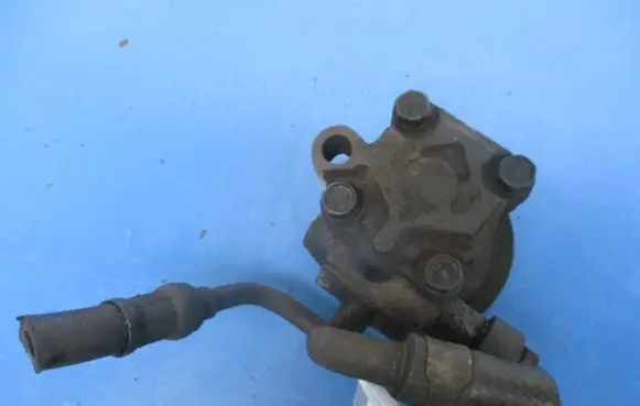 Hyundai H200 Power steering pump