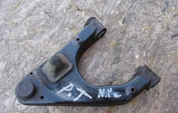 Nissan Pathfinder R51 Rear suspension control arm crv