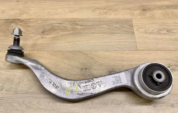 BMW 3 G20 G21 Front control arm 6894667