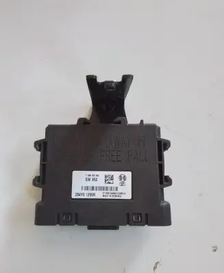 Renault Master III Immobilizer control unit/module 284Y61295R F005V03063