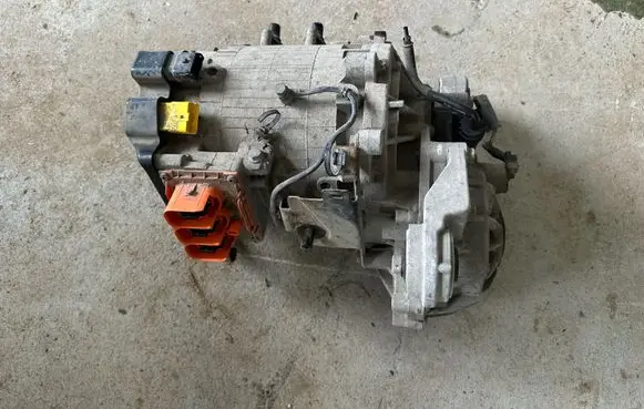 Peugeot 3008 I Electric car motor 9800189280