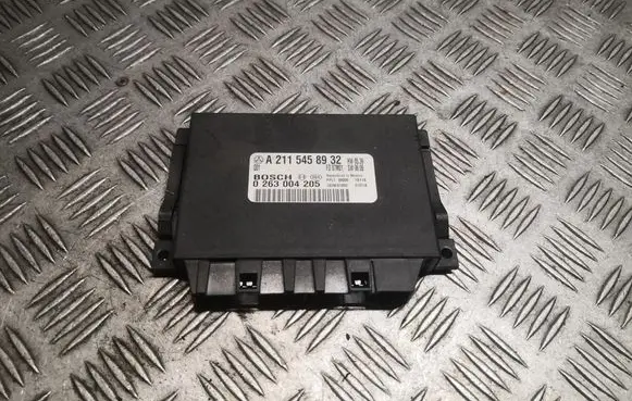 Mercedes-Benz E W211 Parking PDC control unit/module 2115458932 A2115458932