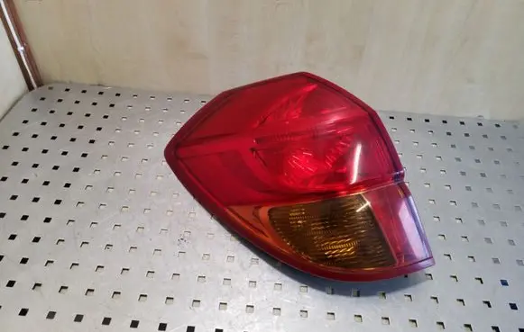 Subaru Outback Rear/tail lights 22020792
