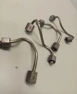 BMW 3 E90 E91 Fuel injector supply line/pipe 
