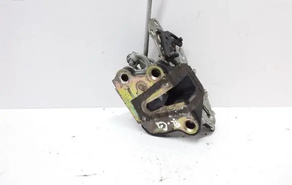 Opel Monterey Rear door lock