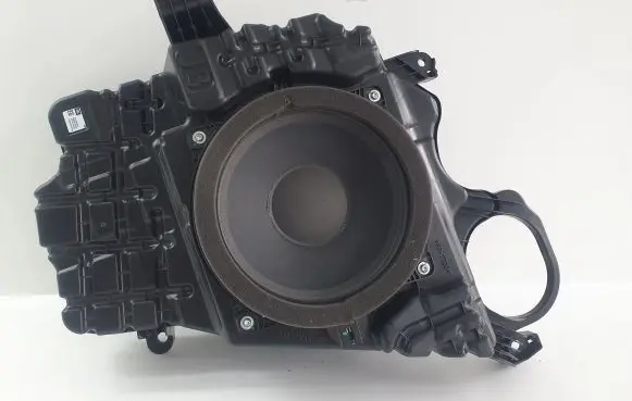 Toyota RAV 4 (XA50) Subwoofer speaker 8615042070 8948013602A
