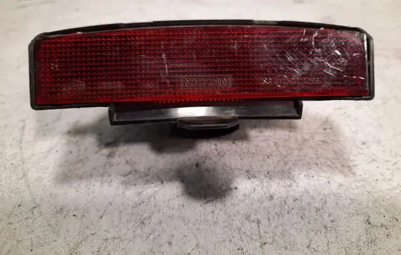 Nissan Primera Third/center stoplight 270275 270276