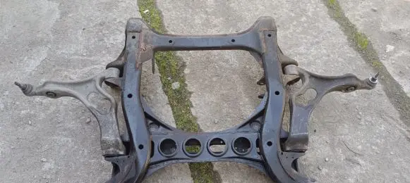 Audi Q7 4L Front subframe 7L0499314C