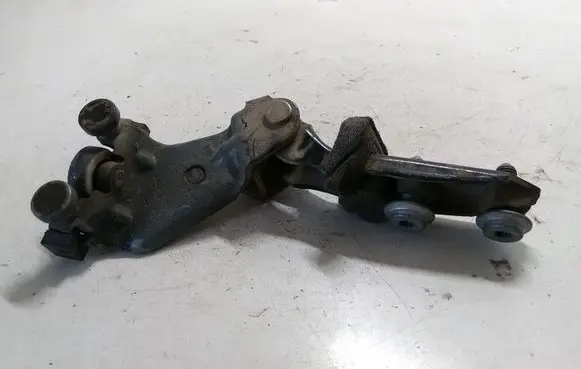 Volkswagen Caddy Sliding door middle roller runner 2K0843336A