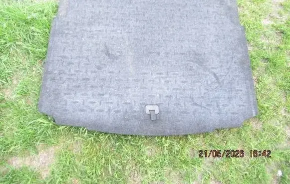 Toyota Auris 150 Trunk/boot floor carpet liner 5841002050